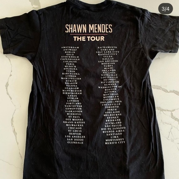 Shawn Mendes rose tour tee - Picture 3 of 4